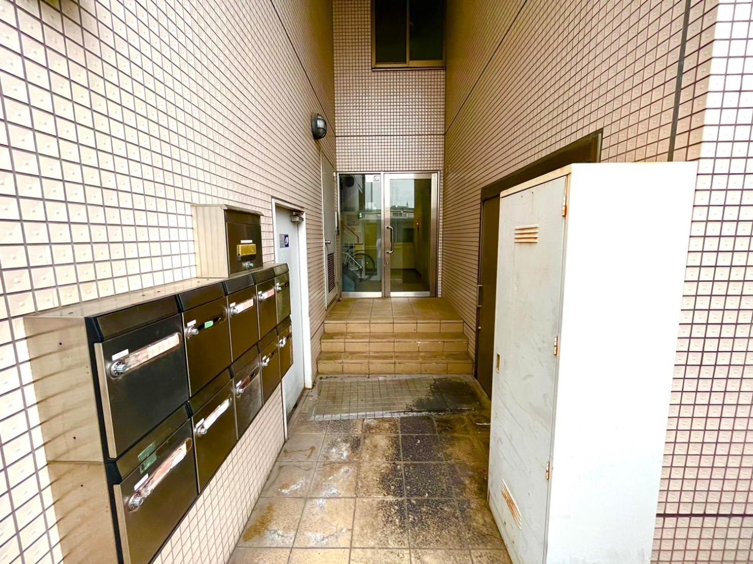 東横のヨコ Apartment Окаяма Екстериор снимка